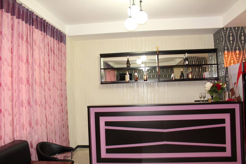 Hotel Cristal Năvodari Habitación foto