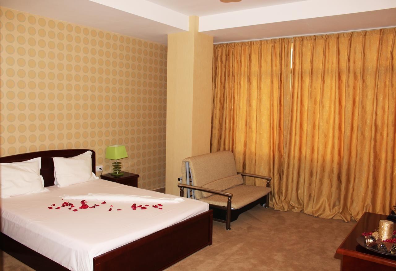 Hotel Cristal Năvodari Habitación foto